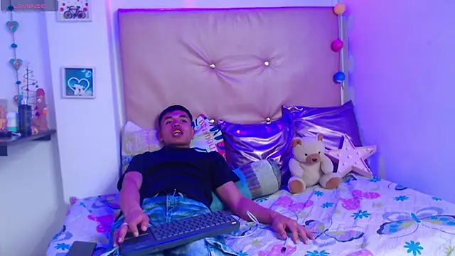 iam_lukas__ live sex cam