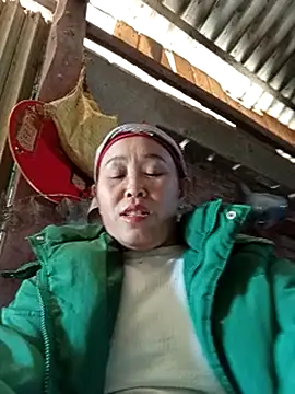 dakota-kis's cam snapshot