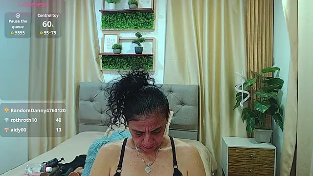 sasi_luna's cam snapshot