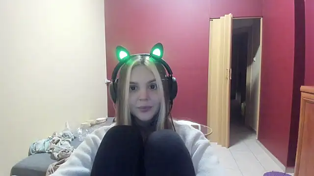 LunaAngell's cam snapshot