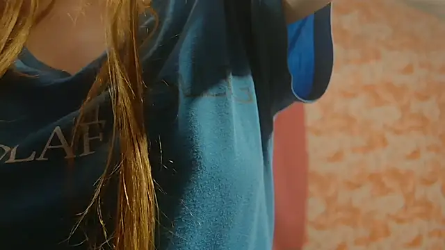 strawberrysmoothie live sex cam