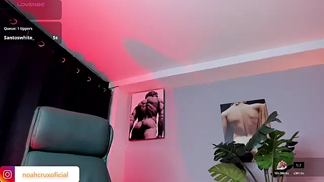 noah_crux live sex cam