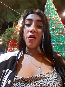 Sweed-virgin-pussy live sex cam