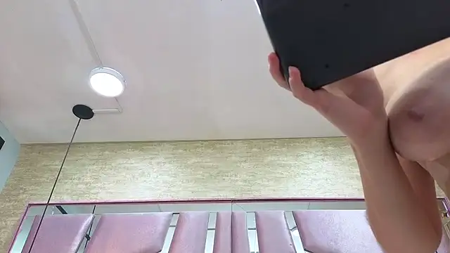 ThaliaCross's cam snapshot