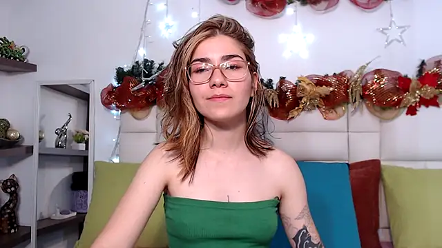 AriLumi's cam snapshot