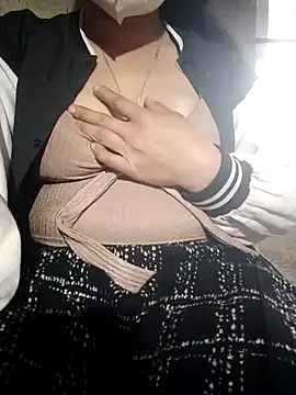 embe889's cam snapshot