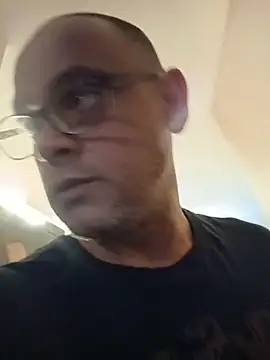 Buffshagswell live sex cam