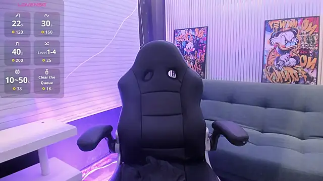 AnitaBrook's cam snapshot