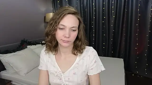 NovaEva_'s cam snapshot