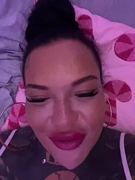 _MelinaCurves_'s cam snapshot