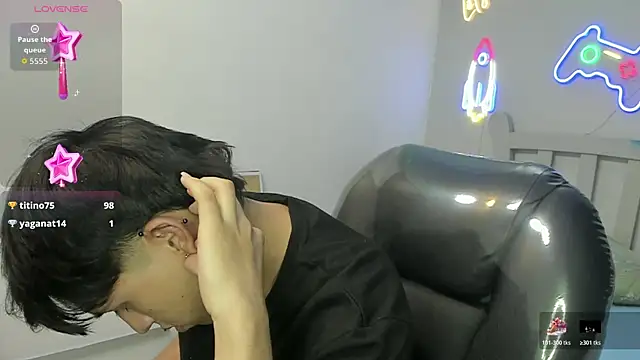 StiwenTwink live sex cam