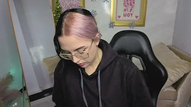 Hela_v's cam snapshot