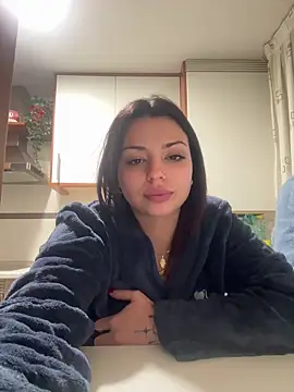 Noeliagglow live sex cam