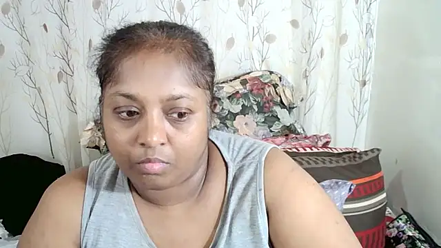 Indiantasha's cam snapshot