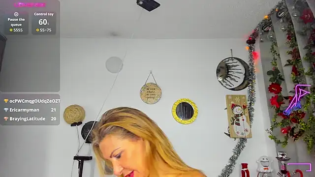 _cristal_ayala's cam snapshot