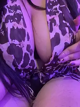 Cameelia's cam snapshot