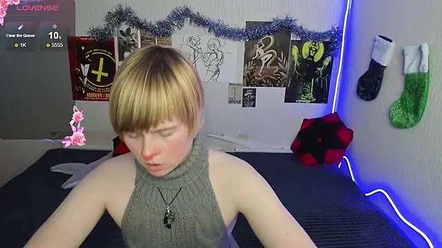 Cattie_w_'s cam snapshot