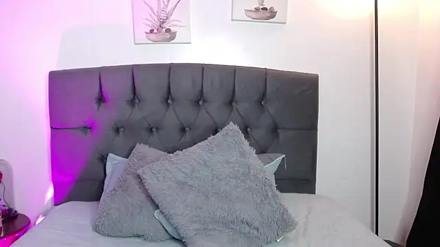 ailyn_miranda's cam snapshot