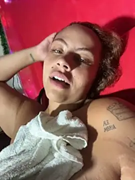 Chloe_Leaozinho live sex cam