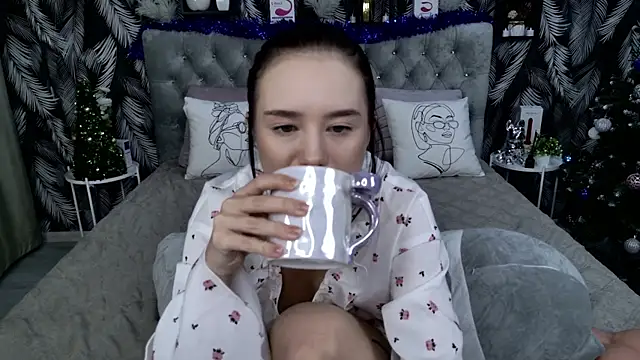 CarolineTenders's cam snapshot