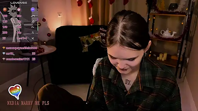 Dilara_xBaby's cam snapshot