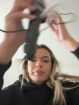 LollyShine's cam snapshot