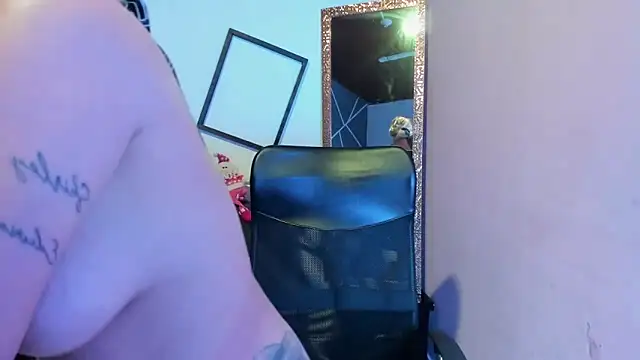 ConstansBlonde's cam snapshot