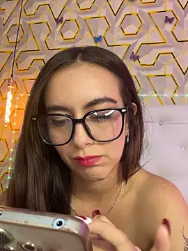 MelanyyJhonson15's cam snapshot