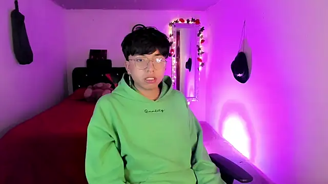 AnggelONfiree live sex cam