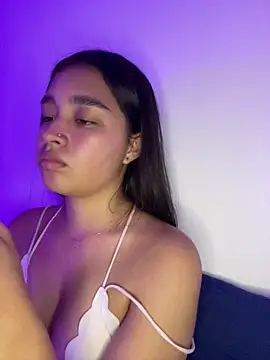 Iam_samanthaaa's cam snapshot