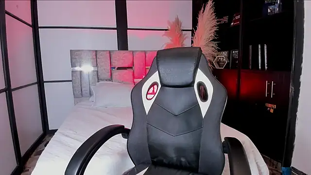 ManuelaEvans_'s cam snapshot