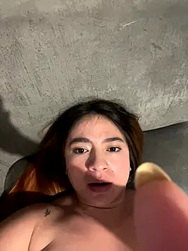 Sexy_sara_outdoors's cam snapshot