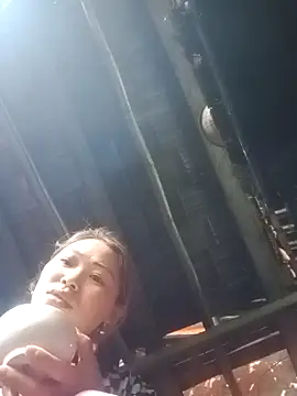 Bino_dy01's cam snapshot