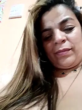 Mia-Glow live sex cam