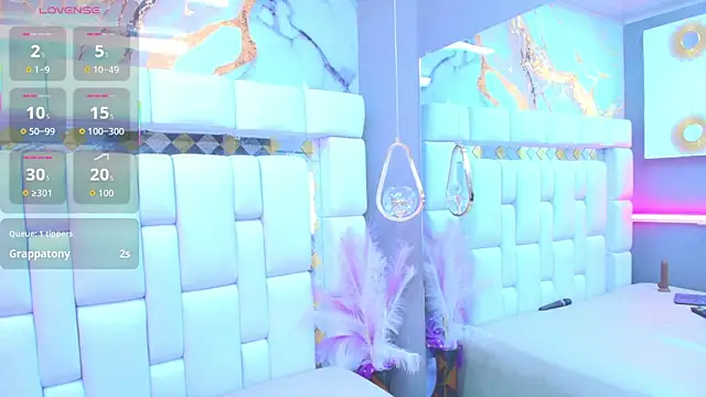 SaraLondon13's cam snapshot