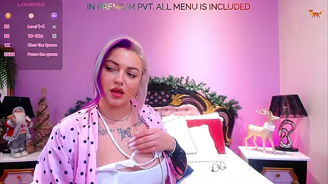 FoxxyClarise's cam snapshot