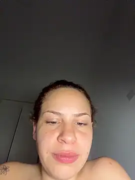 AgnesCampp's cam snapshot