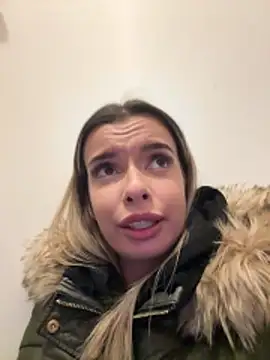 LollyShine's cam snapshot