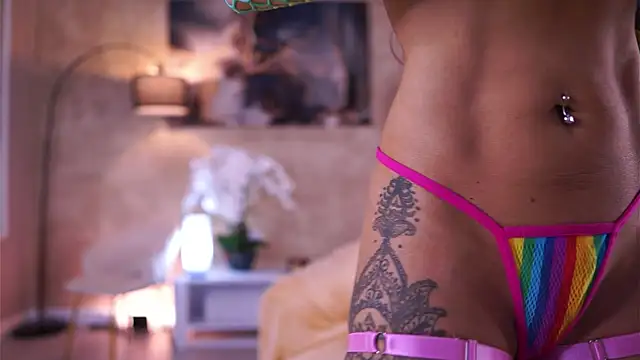 TiffanyBlaize's cam snapshot