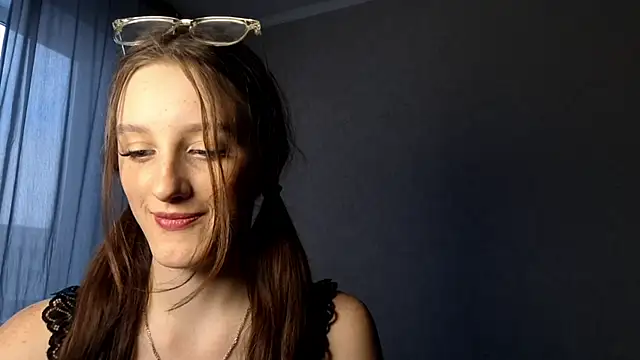 LisaBoddy's cam snapshot