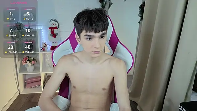 YamiTwink live sex cam