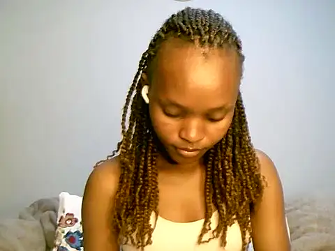 pretty_maja's cam snapshot