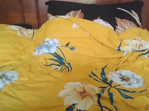 Nuttysub live sex cam