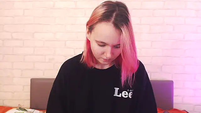 Ericha_Stone's cam snapshot