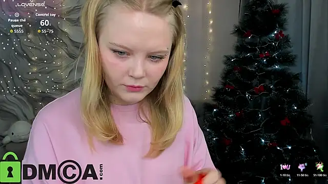 Essie_Fanning's cam snapshot