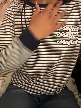 bonnie_18x's cam snapshot