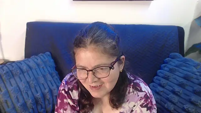 Linda_banks_'s cam snapshot