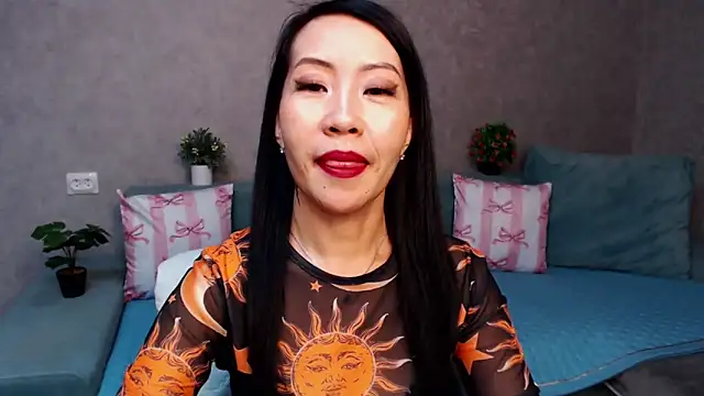 LiaPak's cam snapshot