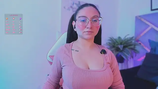 lucy_neil live sex cam