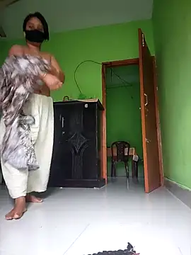 Aruna-1 live sex cam